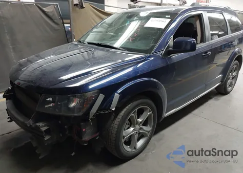 2017 Dodge Journey Crossroad Plus z USA, uszkodzony, nr VIN 3C4PDCGG4HT552722